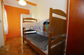 Pavlovac - za najam za 10 osoba, Opatija, Appartment