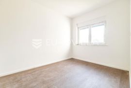 Zagreb, Gornja Dubrava, trosoban stan s vrtom NKP 84 m2 NOVOGRADNJA, Zagreb, Kвартира