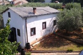 Haus im Dorf mit Blick nach meer, Umag, Σπίτι