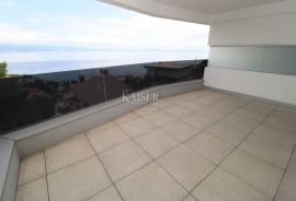 Opatija, novogradnja stan na I katu 2S+DB i pogledom na more, Opatija, Apartamento