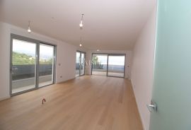 Opatija, novogradnja stan na I katu 2S+DB i pogledom na more, Opatija, Apartamento