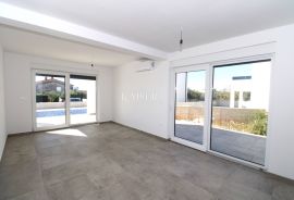 Vodnjan, Istra- moderna vila 114m2 s bazenom, Vodnjan, Σπίτι