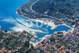 OTOK IŽ, VELI IŽ- Renovirana kuća 70m od mora!, Zadar - Okolica, Kuća