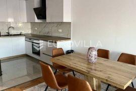 Zagreb, Rudeš, novouređen dvosoban stan, NKP 57.24 m2, Zagreb, Flat