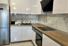 Zagreb, Rudeš, novouređen dvosoban stan, NKP 57.24 m2, Zagreb, Apartamento