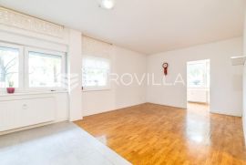 Zagreb, Sopot, novoadaptiran dvosoban stan NKP 56,6 m2, Zagreb, Appartamento