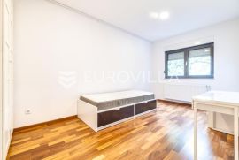 Zagreb, Dedići, prekrasan peterosoban stan sa terasom, PM + garažno PM,  182,85 m2, Zagreb, Appartment