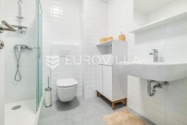 Zagreb, Lovinčićeva, funkcionalan dvosoban stan NKP 58 m2 + GPM, Zagreb, Appartment