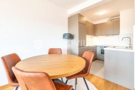 Zagreb, Lovinčićeva, funkcionalan dvosoban stan NKP 58 m2 + GPM, Zagreb, Appartment