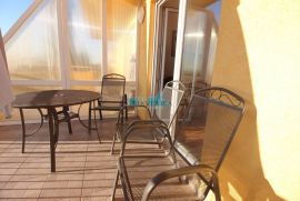 CRIKVENICA - APARTMAN 50 m OD PJEŠČANE PLAŽE!, Crikvenica, Apartamento