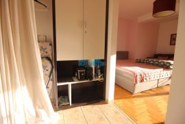 CRIKVENICA - APARTMAN 50 m OD PJEŠČANE PLAŽE!, Crikvenica, Apartamento