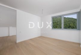 OPATIJA, CENTAR - penthouse u novogradnji s krovnim bazenom iznad centra Opatije, idilično okruženje, Opatija, Appartment