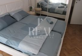 Najam stana s garažom u Opatiji 2S+DB  68 m2, Opatija, Flat