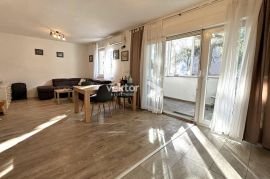 Donja Drenova, odličan obiteljski stan, Rijeka, Appartement