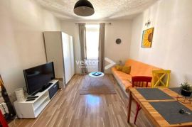 Centar, uredan 1-soban stan s pogledom na Korzo, Rijeka, Appartement