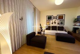 Martinkovac, uređen 3-soban s lođom, Rijeka, Appartement