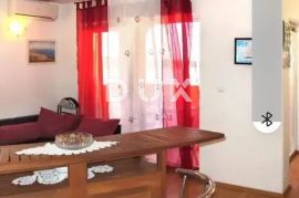 OTOK KRK, DOBRINJ - lijepi apartman s pogledom na more, Dobrinj, Kвартира