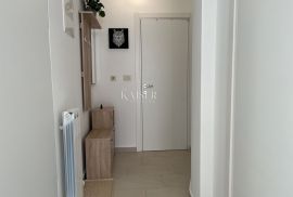 Rijeka, Donja Vežica - stan 2S+DB s okućnicom, Rijeka, Appartement