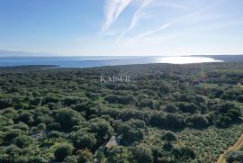 Belej, otok Cres - kameni objekt na prostranom zemljištu, Mali Lošinj, Σπίτι