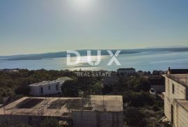 CRIKVENICA - luksuzna vila u Crikvenici s grijanim bazenom te panoramskim pogledom na more i Kvarner, Crikvenica, Famiglia