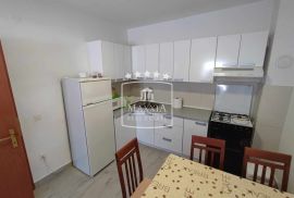 Vinjerac - kuća s 3 apartmana, otvoren pogled na more! 449000€, Posedarje, Kuća