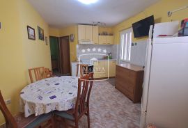 Pridraga - kuća pogled na more! 290000€, Novigrad, House