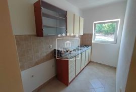 Kruševo - kuća sa 3 apartmana novija gradnja! 195000€, Obrovac, Σπίτι