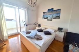 SELCE - APARTMAN S POGLEDOM, 30 M OD MORA!, Crikvenica, Appartamento