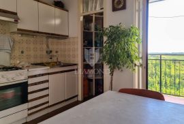 Stan sa izvrsnim pogledom i dvije spavaće sobe!, Buje, Apartamento