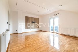 Zagreb, Lučko, prostrani novi četverosoban stan, NKP 110 m2 + GPM, Zagreb, Kвартира