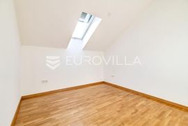 Zagreb, Lučko, prostrani novi četverosoban stan, NKP 110 m2 + GPM, Zagreb, Wohnung