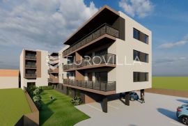 Osijek, Centar, novogradnja, četverosoban stan na prvom katu površine 81,72 m2, Osijek, Διαμέρισμα