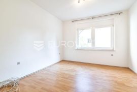 Zagreb, Markuševec, stambena kuća na odličnoj lokaciji, 170 m2, Zagreb, Ev