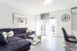 Trogir,  jednosoban stan s pogledom na more -  dugoročan najam, Trogir, Appartment