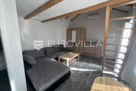 Istra, Medulin, kućica u naravi garaža, galerija 22 m2, Medulin, Appartment