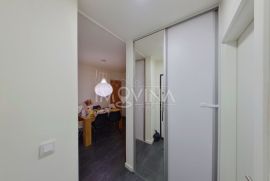 Dvosoban stan 49m2 (54m2), Alipašino Polje, Sarajevo Novi Grad, Wohnung