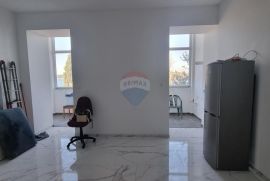 Istra, Pula stan 56m2, Pula, Appartment