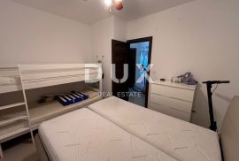 ZADAR, ZATON - Moderno uređen apartman s garažom 150 m od mora, Nin, Appartment