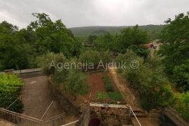 Imotski Runović kamena kuća 250 m2 sa uređenom okućnicom, Imotski, Maison