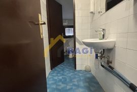 Sesvete - stan za 12-16 radnika, Zagreb, Apartamento