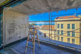 Umag, novogradnja! Stan u centru 2. red do mora sa pogledom na more!, Umag, Appartment