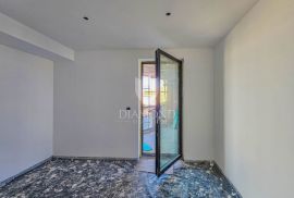 Umag, novogradnja! Luksuzan stan u centru 2. red do mora!, Umag, Appartment