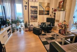 Split 3 komforan, renoviran stan od 83 m2  s pogledom na more, Split, Stan