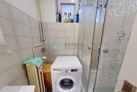 NAJAM stan Miramarska, 2s, 40 m2, 6. kat, loggia, Zagreb, Appartement