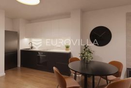 Đakovo, strogi Centar, namješten četverosoban stan 80m2, Đakovo, Appartement