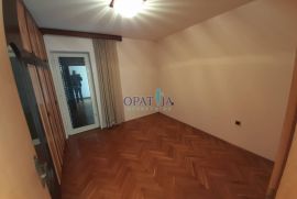 Opatija samostojeća kuća 300 m2 pogledom na more, Opatija, Casa