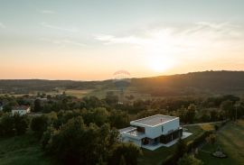 Istra, Grožnjan luksuzna dizajnerska vila, 682m2 novogradnja, Grožnjan, Casa