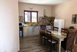 ISTRA - MEDULIN Apartmanska kuća sa 3 apartmana i pogledom na more, Medulin, Casa