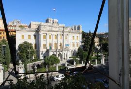 Prostrani stan u centru grada, Rijeka, Apartamento