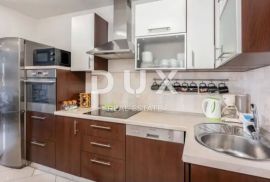 RIJEKA, BULEVARD -  potpuno renoviran stan, Rijeka, Appartment